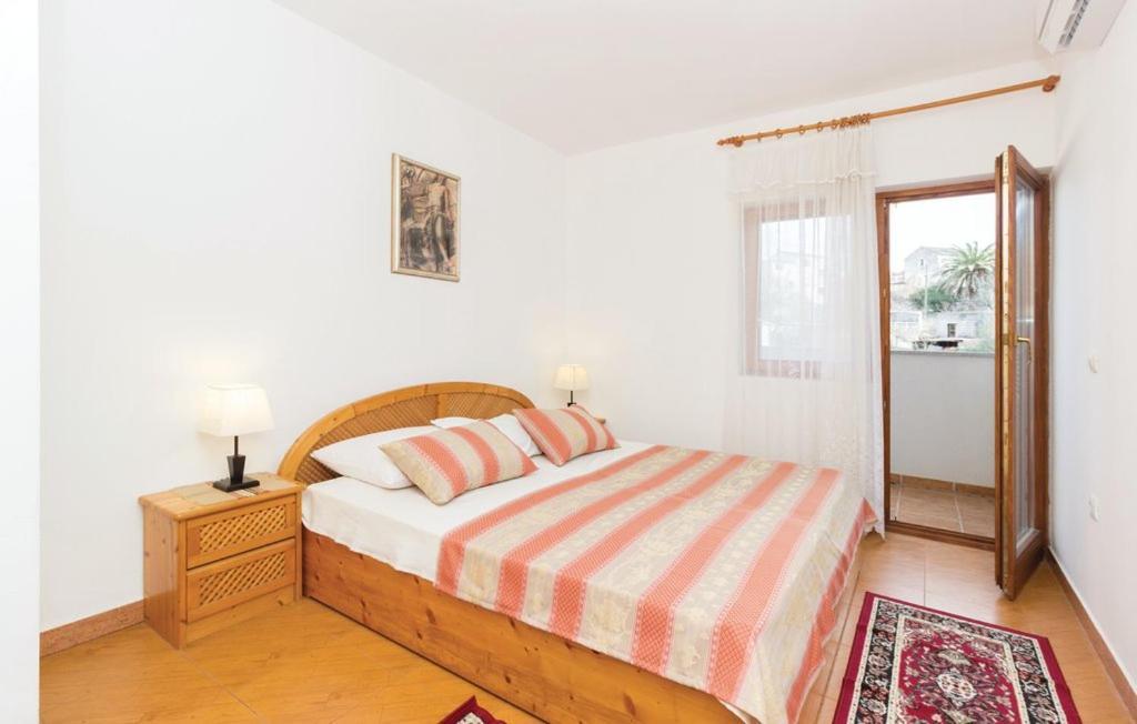 Apartmani Cizmesija Ткон Экстерьер фото